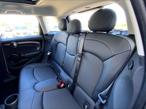 Certified 2024 MINI Cooper 4-Door Hardtop FWD image 28