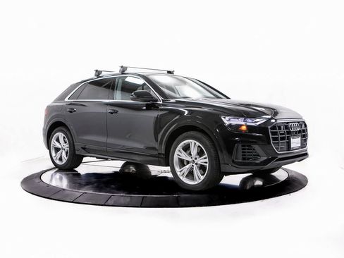 Used 2022 Audi Q8 Premium Plus image 9