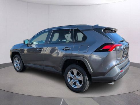 Used 2024 Toyota RAV4 XLE FWD image 3