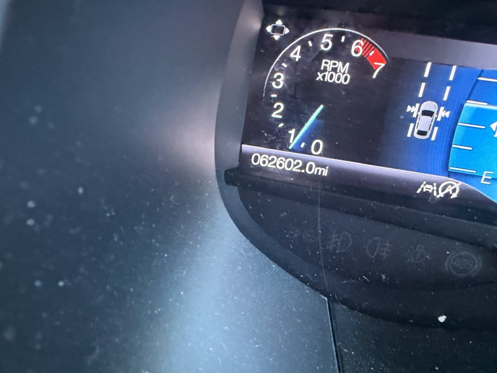 Used 2024 Ford Edge SEL AWD/4WD image 9
