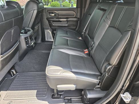 Used 2019 RAM 2500 Limited AWD/4WD image 18