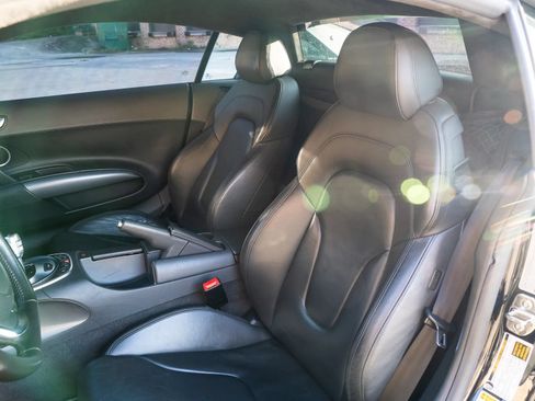 Used 2011 Audi R8 V10 AWD/4WD image 23