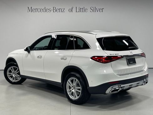Used 2026 Mercedes-Benz GLC 300 4MATIC image 3