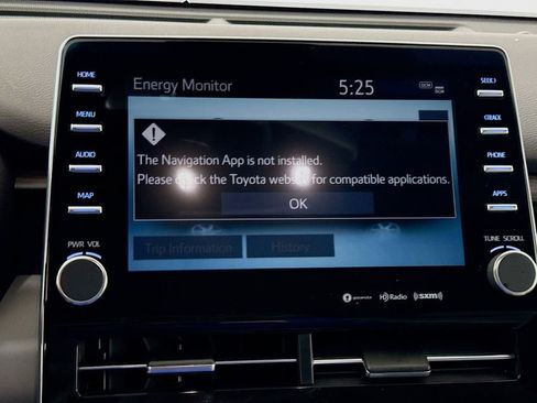 Used 2021 Toyota Avalon XLE image 13