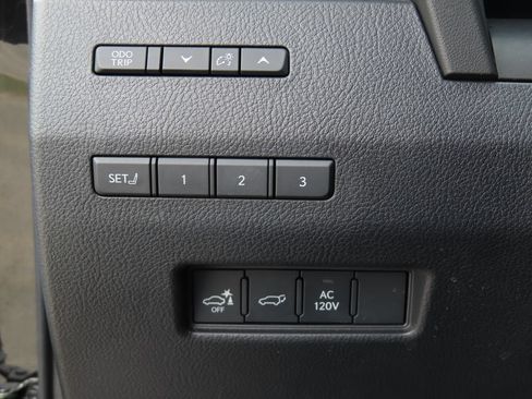 Used 2024 Lexus GX 550 w/ Cold Area Package AWD/4WD image 14