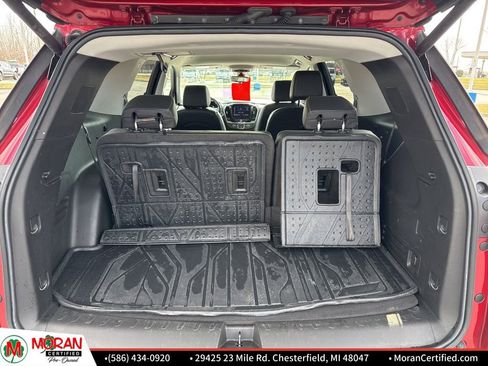 Used 2020 Chevrolet Traverse RS w/ LPO, Floor Liner Package image 33