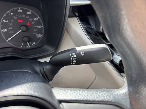 Used 2023 Toyota Corolla Cross L FWD image 54