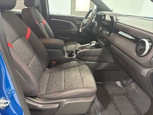 Used 2024 Chevrolet Colorado Z71 w/ Z71 Convenience Package 2 AWD/4WD image 20