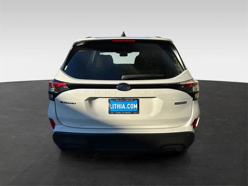 New 2026 Subaru Forester Premium image 5
