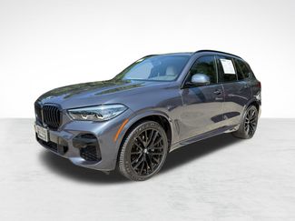 Used 2022 BMW X5 sDrive40i w/ M Sport Package RWD video 1