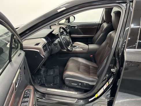 Used 2018 Lexus RX 450hL Luxury image 10