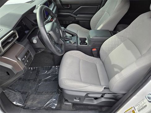 Certified 2024 Toyota Tacoma SR5 image 10