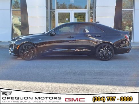 Used 2022 Cadillac CT4 Sport image 2