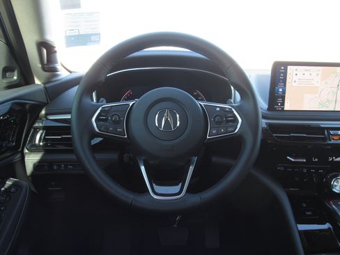 Certified 2025 Acura MDX SH-AWD w/ Technology Package image 26