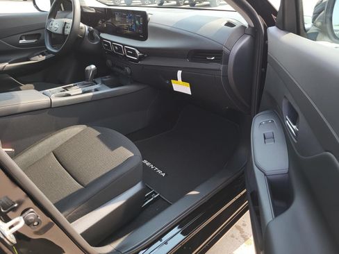 New 2027 Nissan Sentra S w/ Floor Mat Package FWD image 10