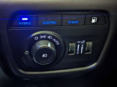 Used 2022 Jeep Grand Cherokee Summit image 18