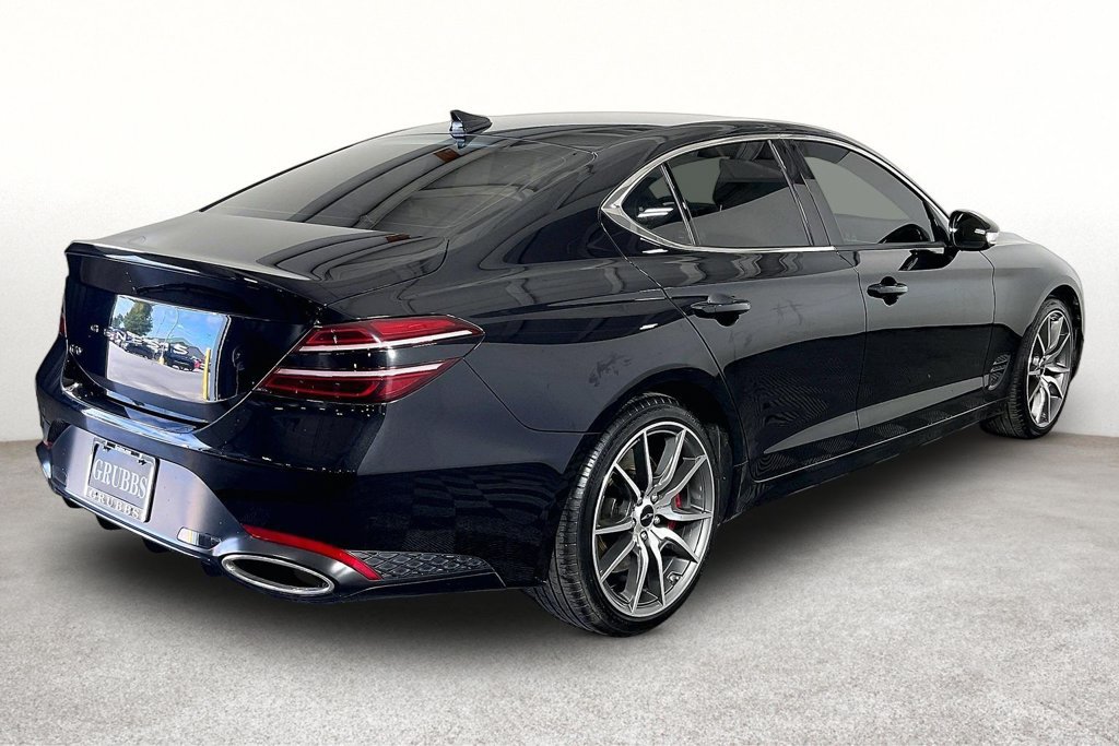 Used 2025 Genesis G70 2.5T RWD image 2