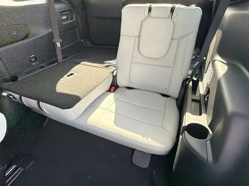 New 2026 Ford Explorer Platinum AWD/4WD image 17