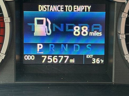 Used 2017 Toyota Tundra Limited image 17