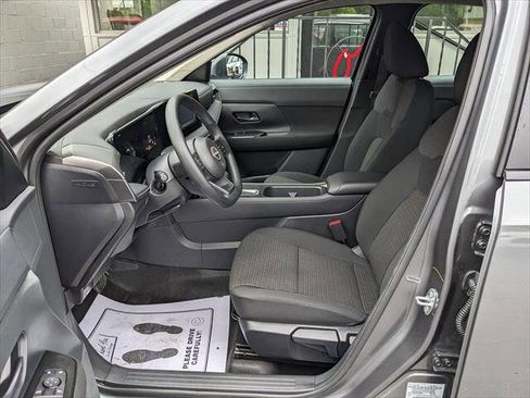 Used 2025 Nissan Kicks S AWD/4WD image 8