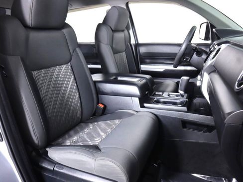 Used 2020 Toyota Tundra SR5 w/ TRD Off-Road Package image 43