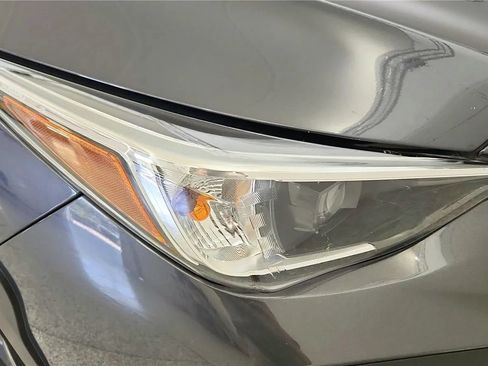 Used 2025 Subaru Crosstrek 2.5i Premium AWD/4WD image 14