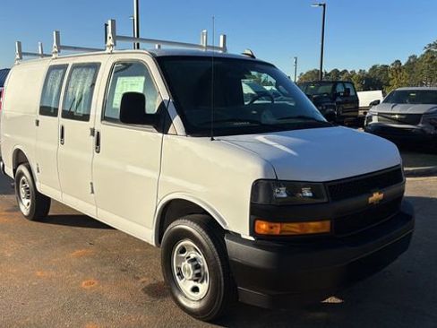 New 2025 Chevrolet Express 2500 Work Van w/ Driver Convenience Package image 14
