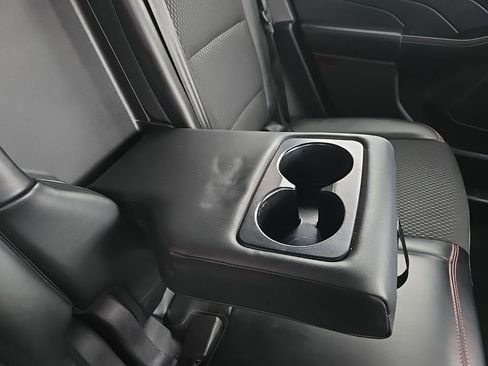 Used 2025 Ford Escape ST-Line image 76