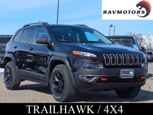 Used 2016 Jeep Cherokee Trailhawk w/ Comfort/Convenience Group image 1
