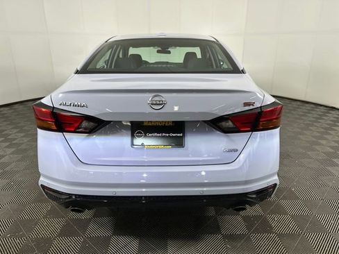Certified 2025 Nissan Altima 2.5 SR image 4