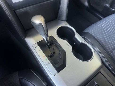 Used 2013 Toyota Camry SE FWD image 15