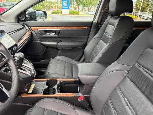 Used 2021 Honda CR-V Touring image 14