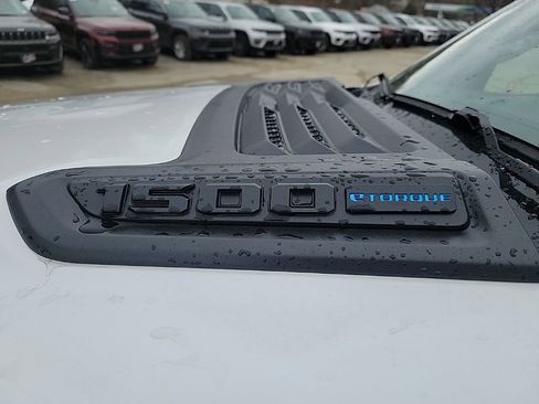New 2026 RAM 1500 Laramie w/ Night Edition AWD/4WD image 22