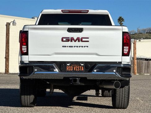 Certified 2024 GMC Sierra 2500 Pro image 5