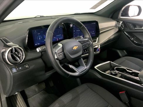 Used 2026 Chevrolet Equinox LT FWD image 15
