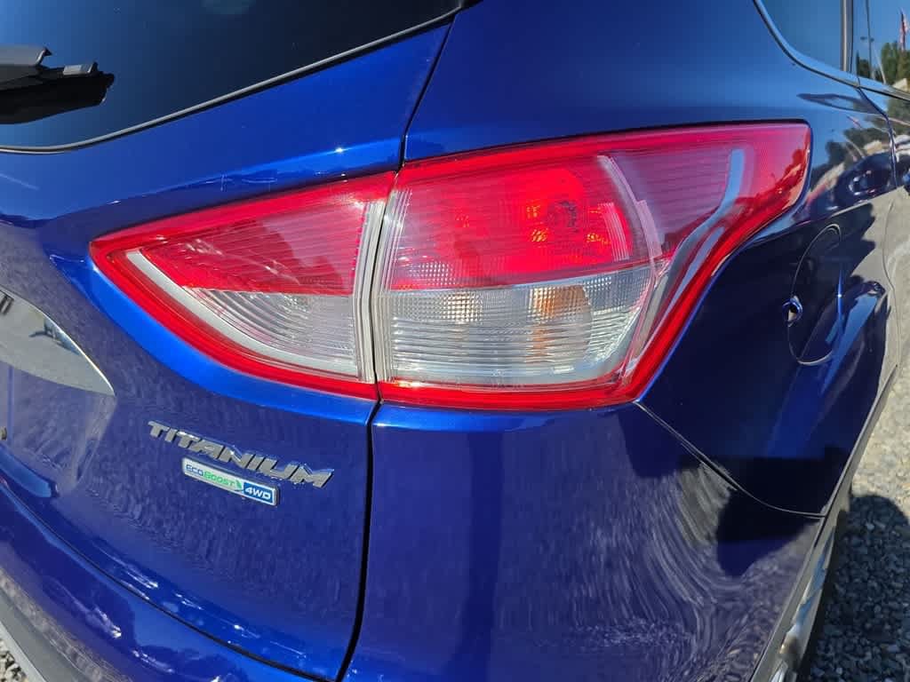 Used 2016 Ford Escape Titanium AWD/4WD image 8