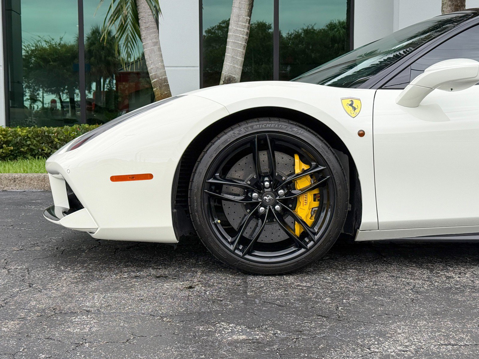 Used 2016 Ferrari 488 GTB RWD image 16