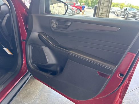 New 2025 Ford Escape Active w/ Cold Weather Package image 10