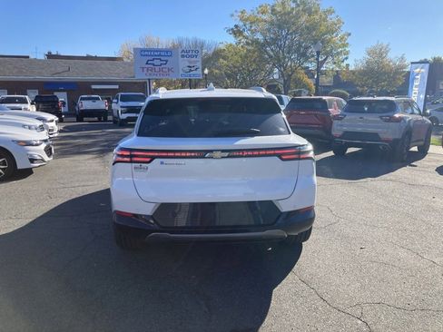 New 2026 Chevrolet Equinox EV LT w/ Convenience Package II image 6