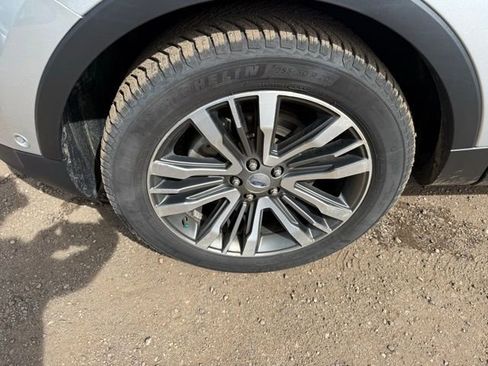 Used 2017 Ford Explorer Platinum AWD/4WD image 10