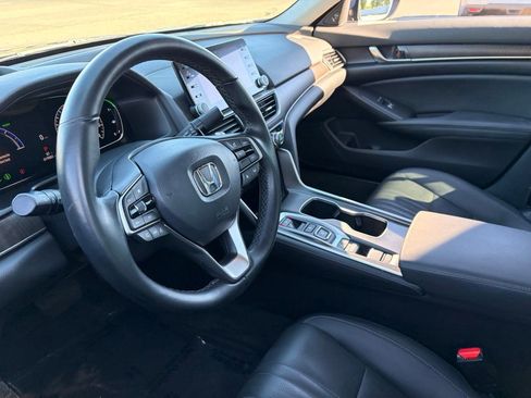 Used 2022 Honda Accord Touring image 17