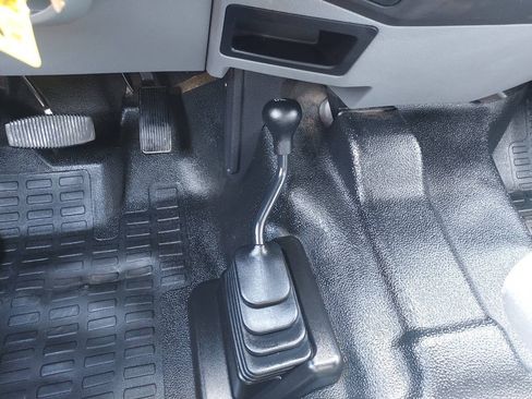 Used 2015 Ford F250 XL w/ Power Equipment Group AWD/4WD image 15
