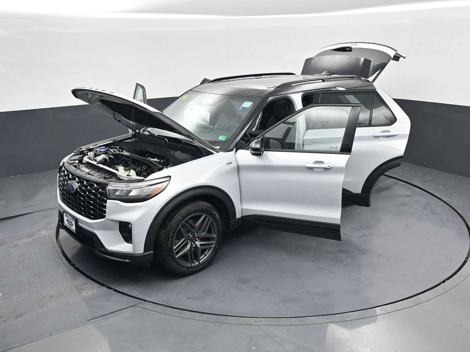 New 2026 Ford Explorer ST-Line w/ ST-Line Street Pack AWD/4WD image 60