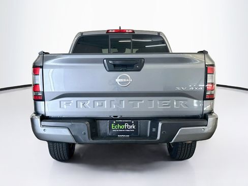 Used 2022 Nissan Frontier SV w/ Technology Package AWD/4WD image 7