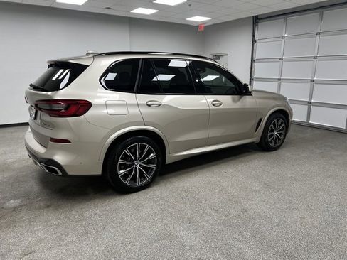 Used 2019 BMW X5 xDrive40i w/ M Sport Package image 10
