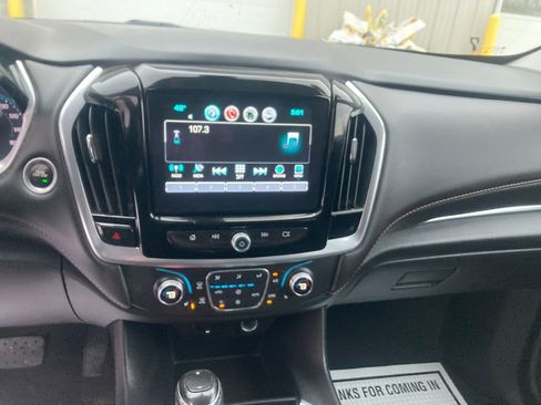 Used 2019 Chevrolet Traverse LT image 22