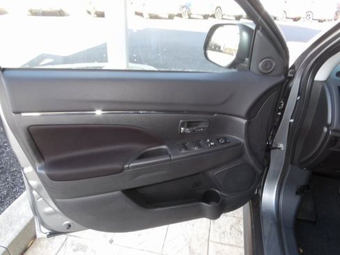 New 2025 Mitsubishi Outlander Sport LE image 16