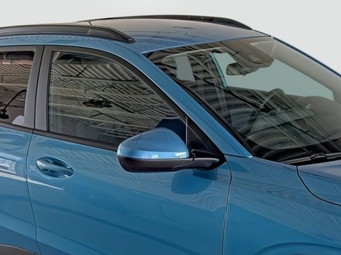 Used 2025 Chevrolet Trax LT w/ Driver Confidence Package image 17