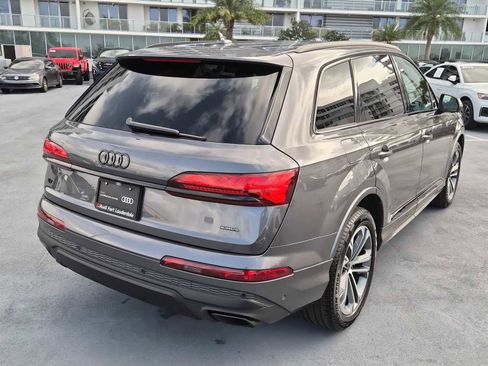 Used 2025 Audi Q7 2.0T Premium w/ Convenience Plus Package image 6