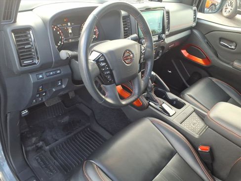 Used 2023 Nissan Frontier PRO-4X w/ Pro-4X Premium Package image 6